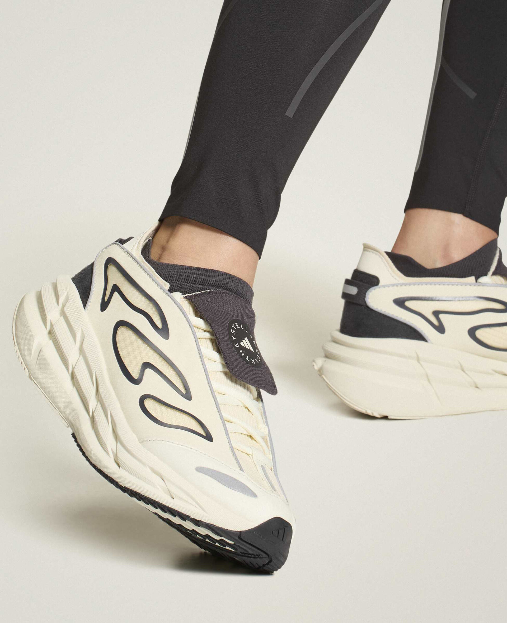 Trainers ADISTAR per Corse di Distanza-Bianco-large image number 5