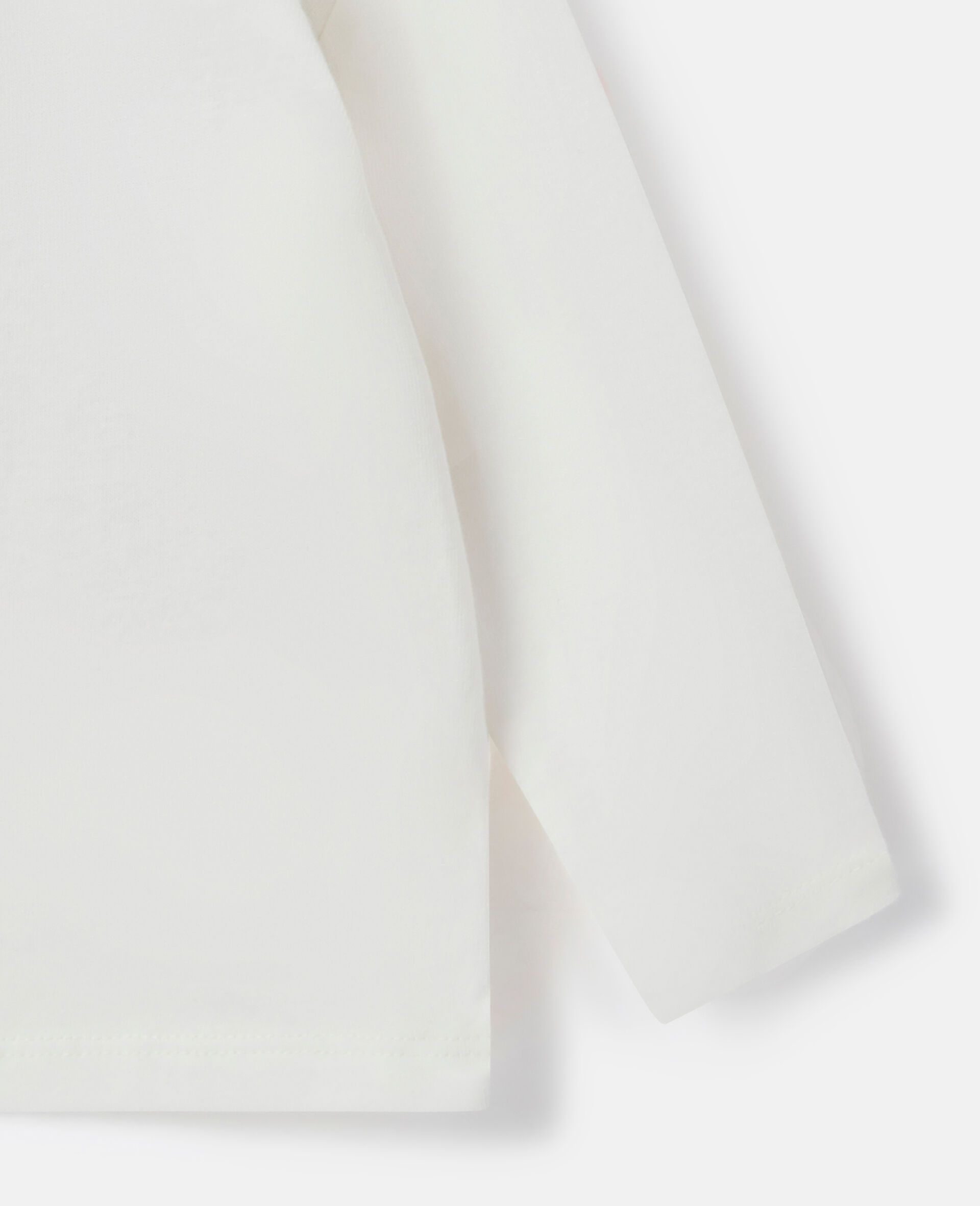 Smiling Heart Motif Long Sleeve T-Shirt-White-large Smiling Heart Motif Long Sleeve T-Shirt-White-large image number 3