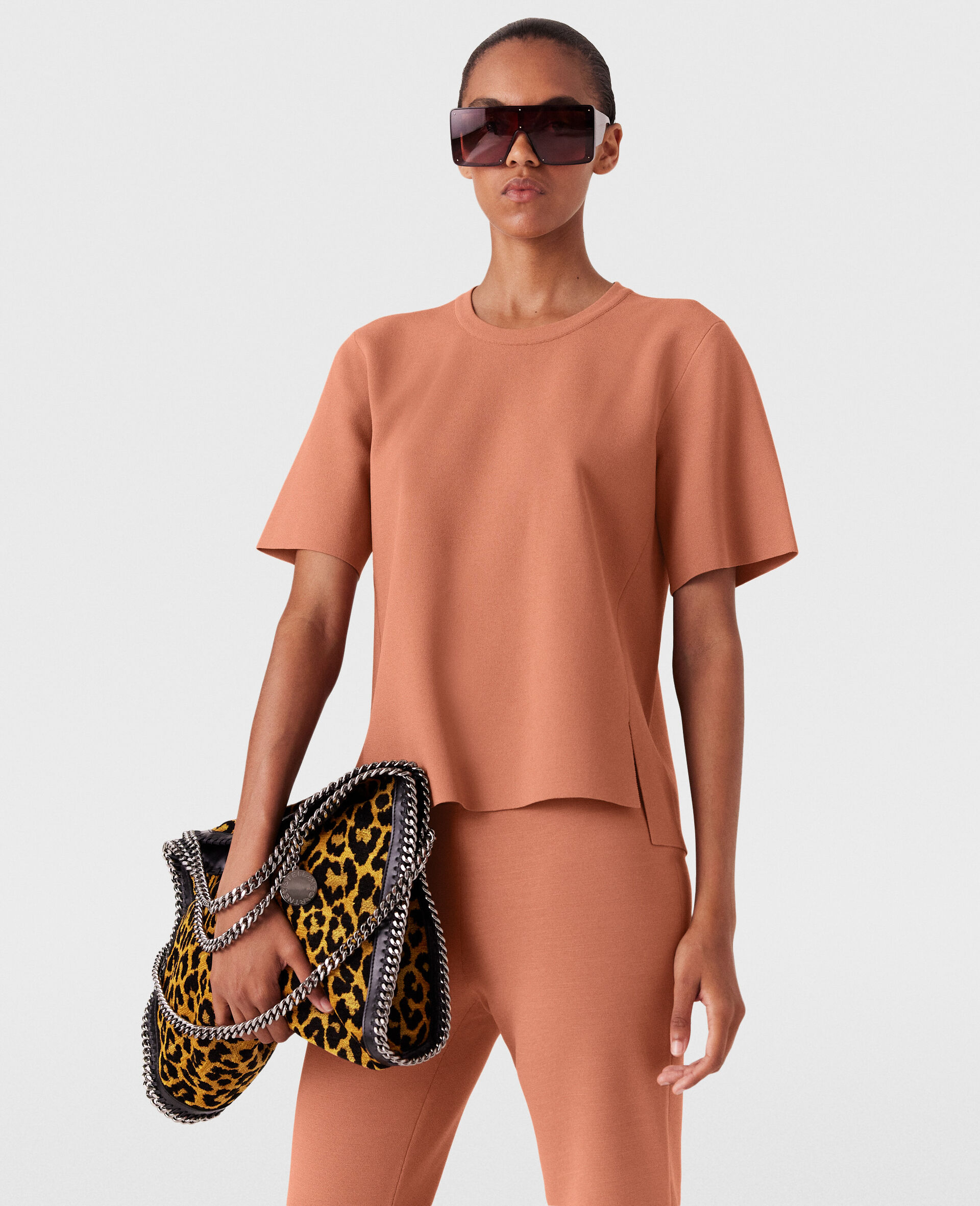 Compact Knit Short-Sleeve T-Shirt-Pink-model