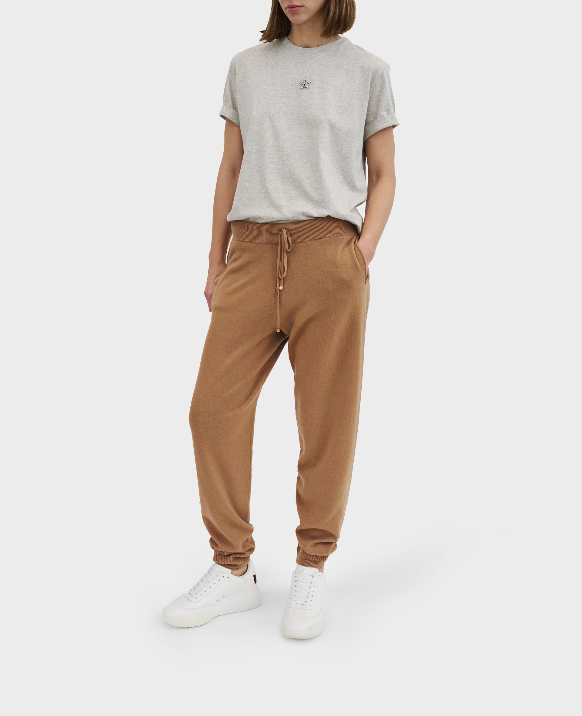 Mid-Rise Tapered Sweatpants-Beige-model