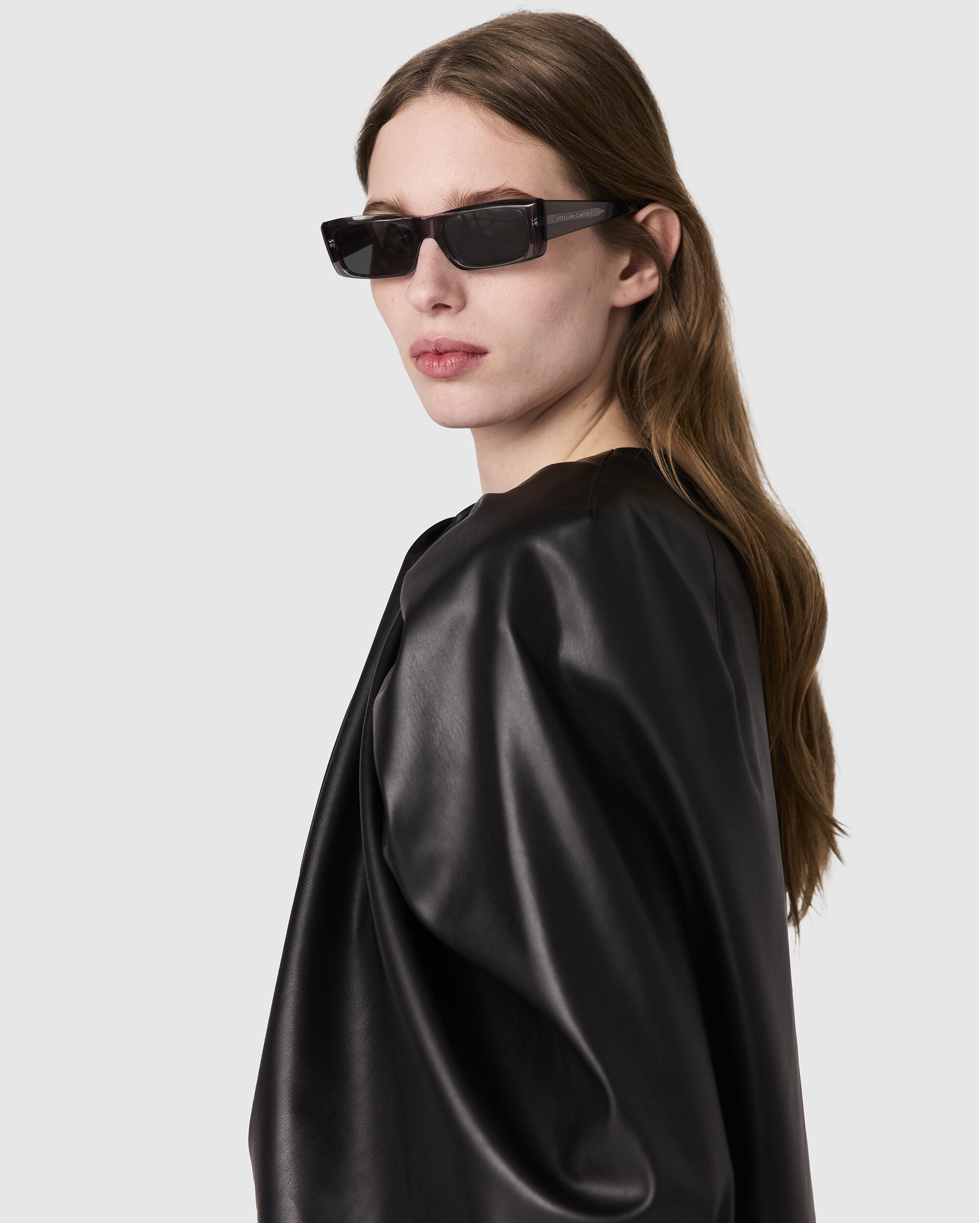 Stella McCartney ケープ Women ブラック ラップ ケープフロント シャーリングトップ