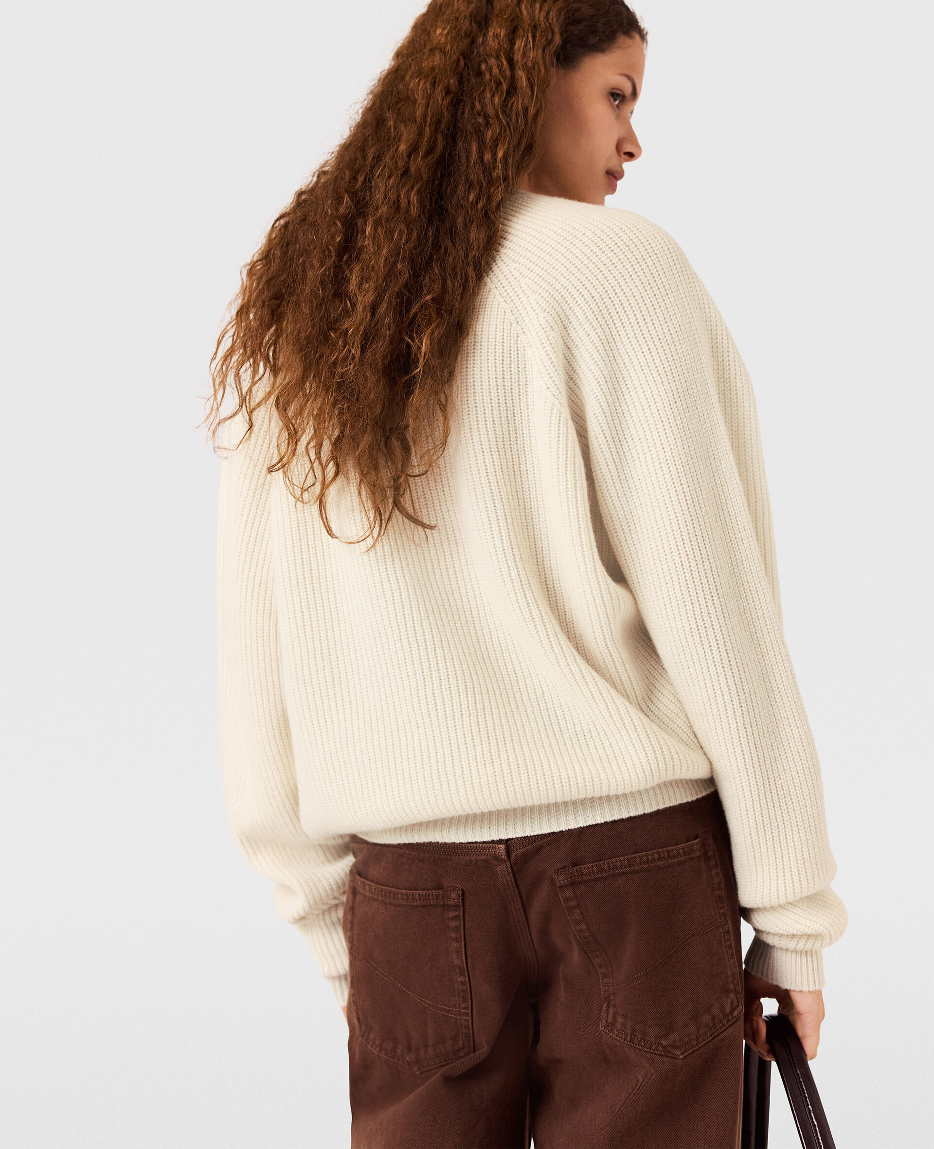 Long-Sleeve V-Neck Sweater-White-large image number 4