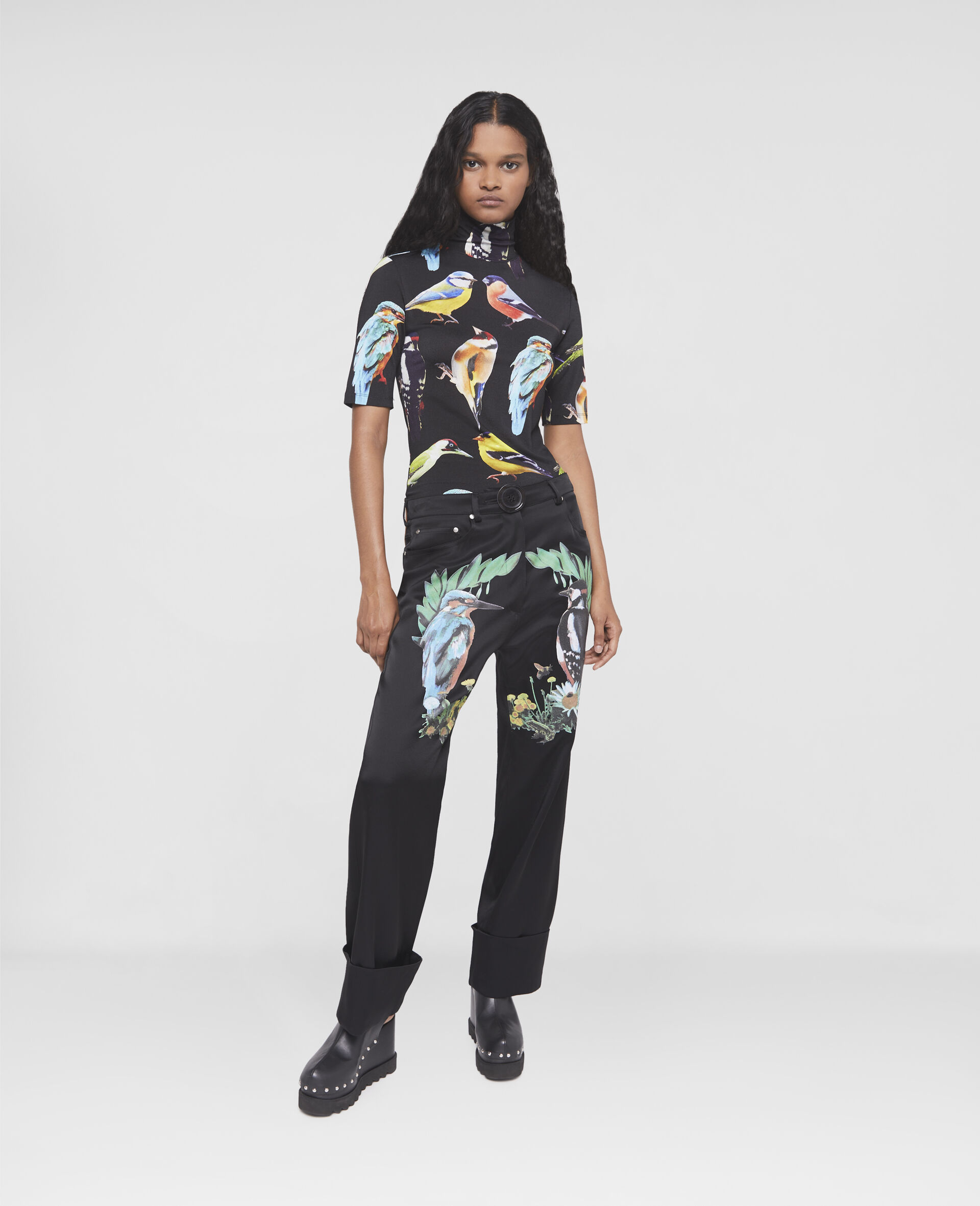 Bird Print Stretch Top-Black-large image number 1