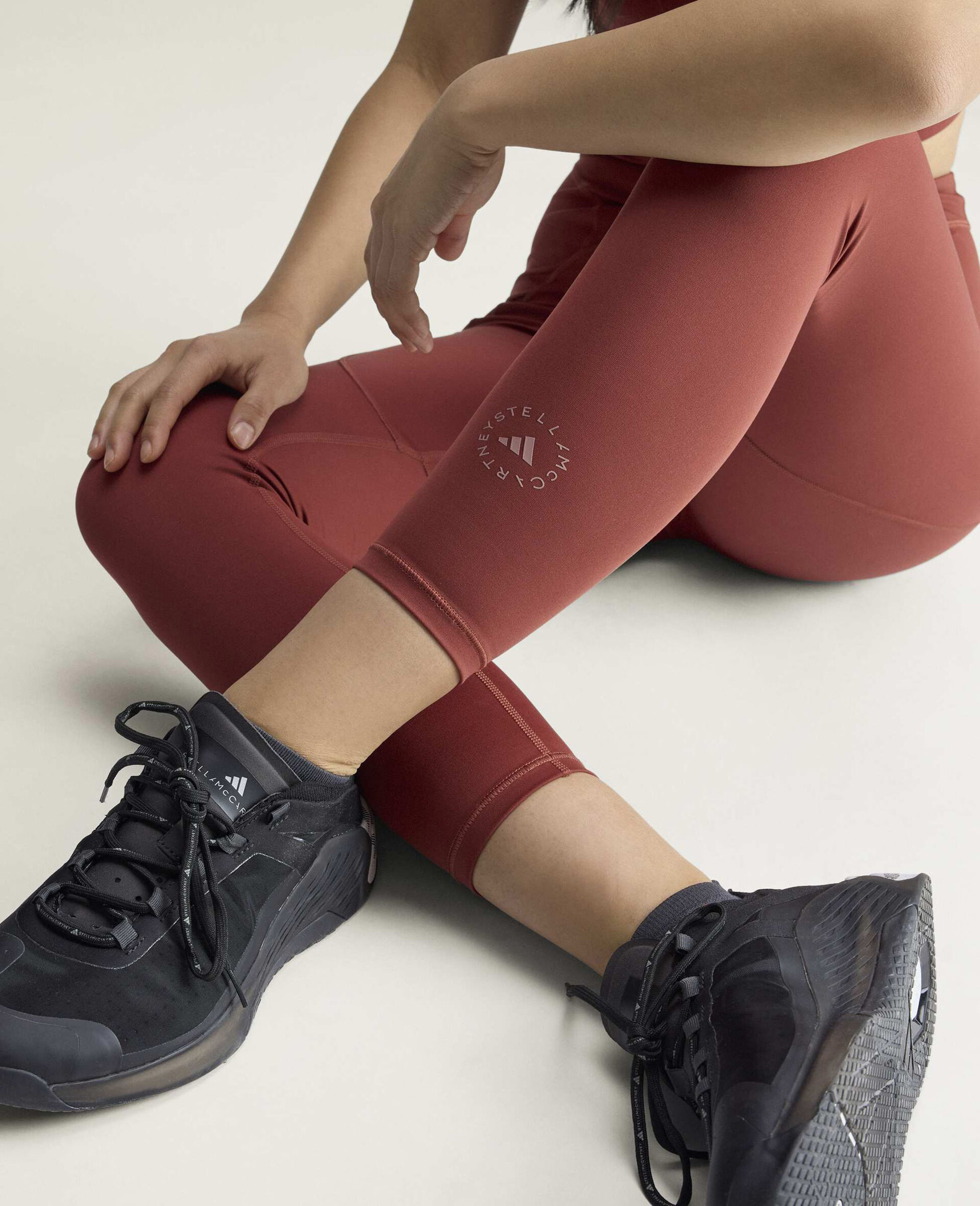 TruePurpose Training 7/8 Leggings-Red-large image number 4