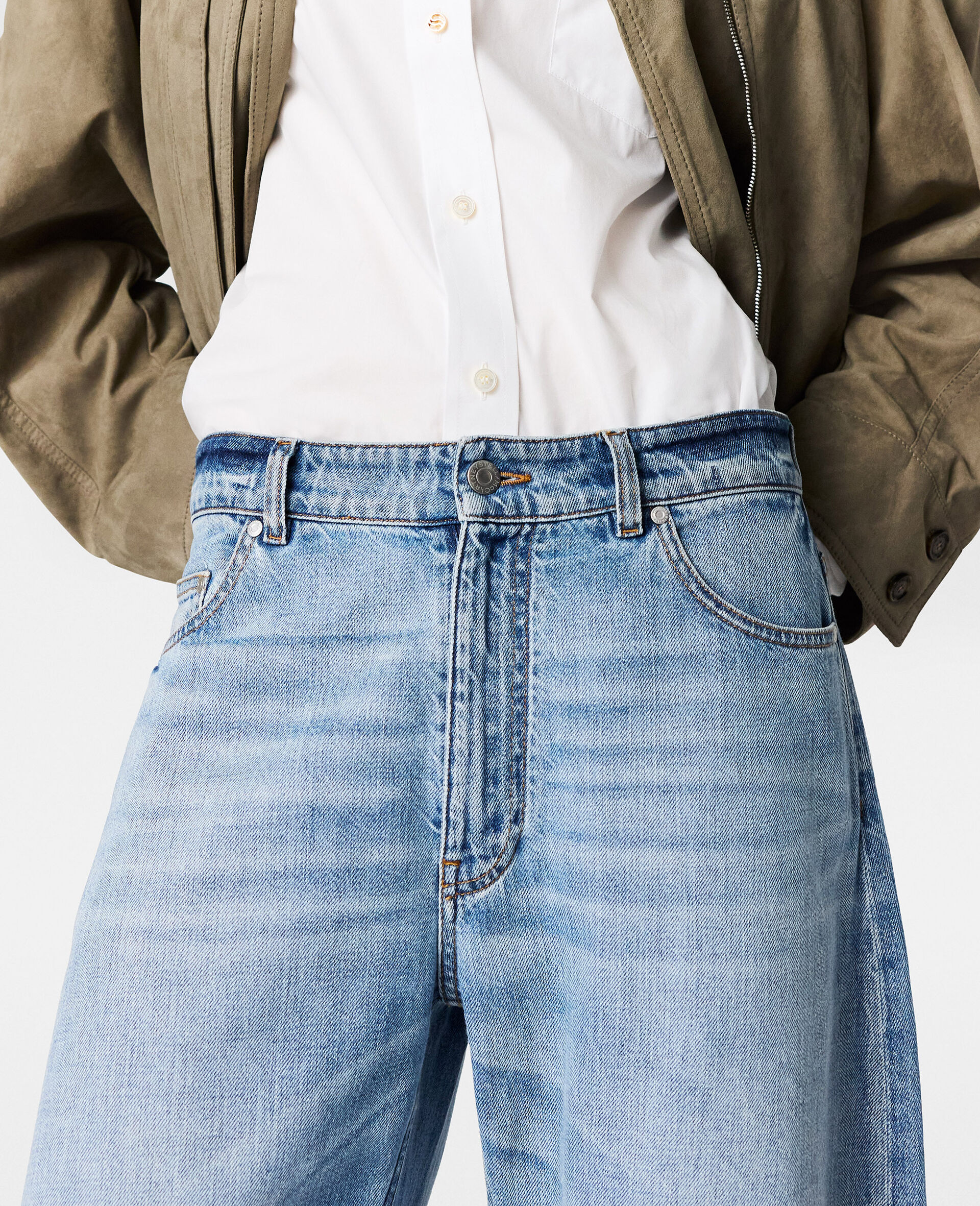 Mid Waist Relaxed Curve Jeans-Blue-large image number 5