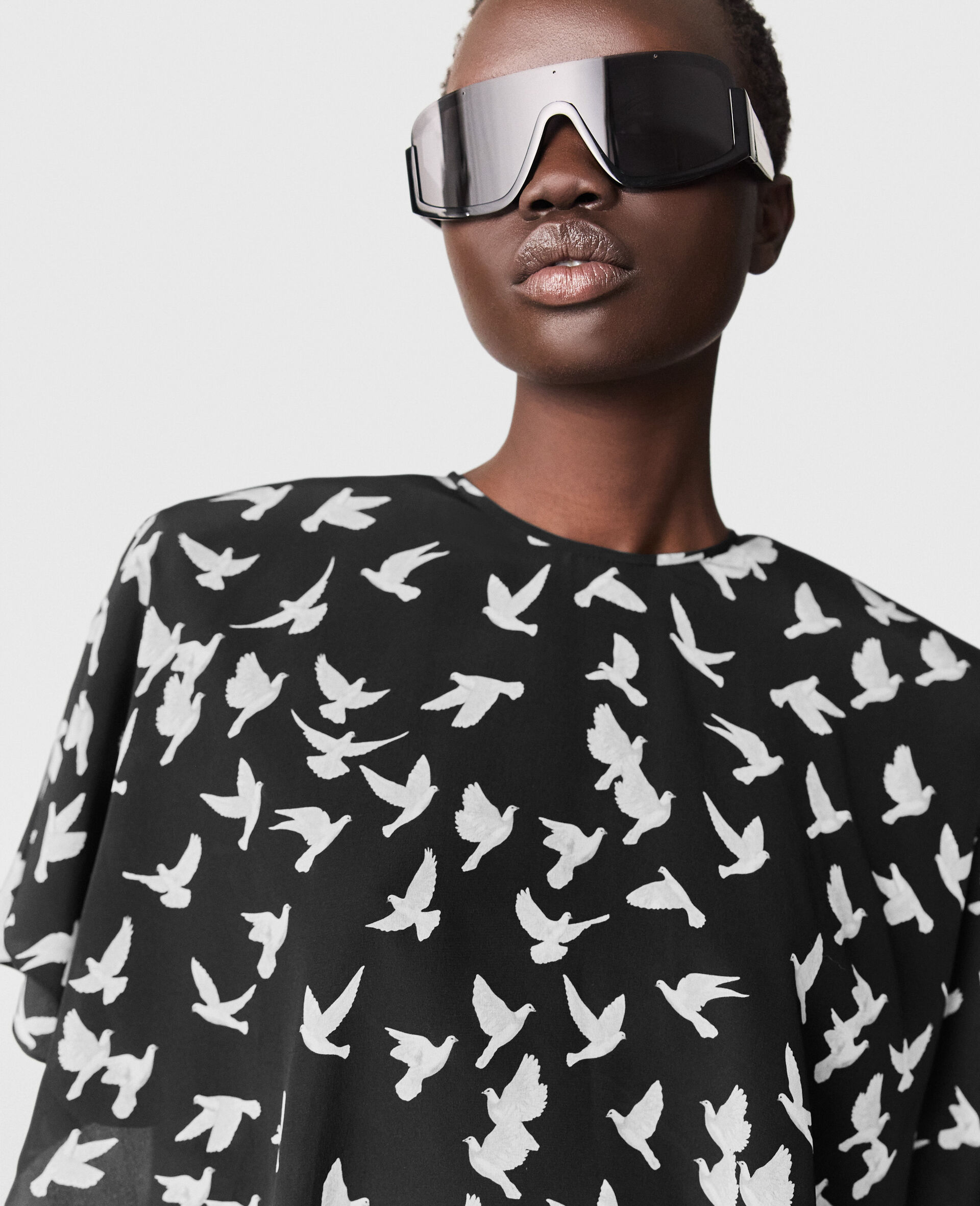 Layered Short-Sleeve Dove Print Mini Dress-Black-large image number 5