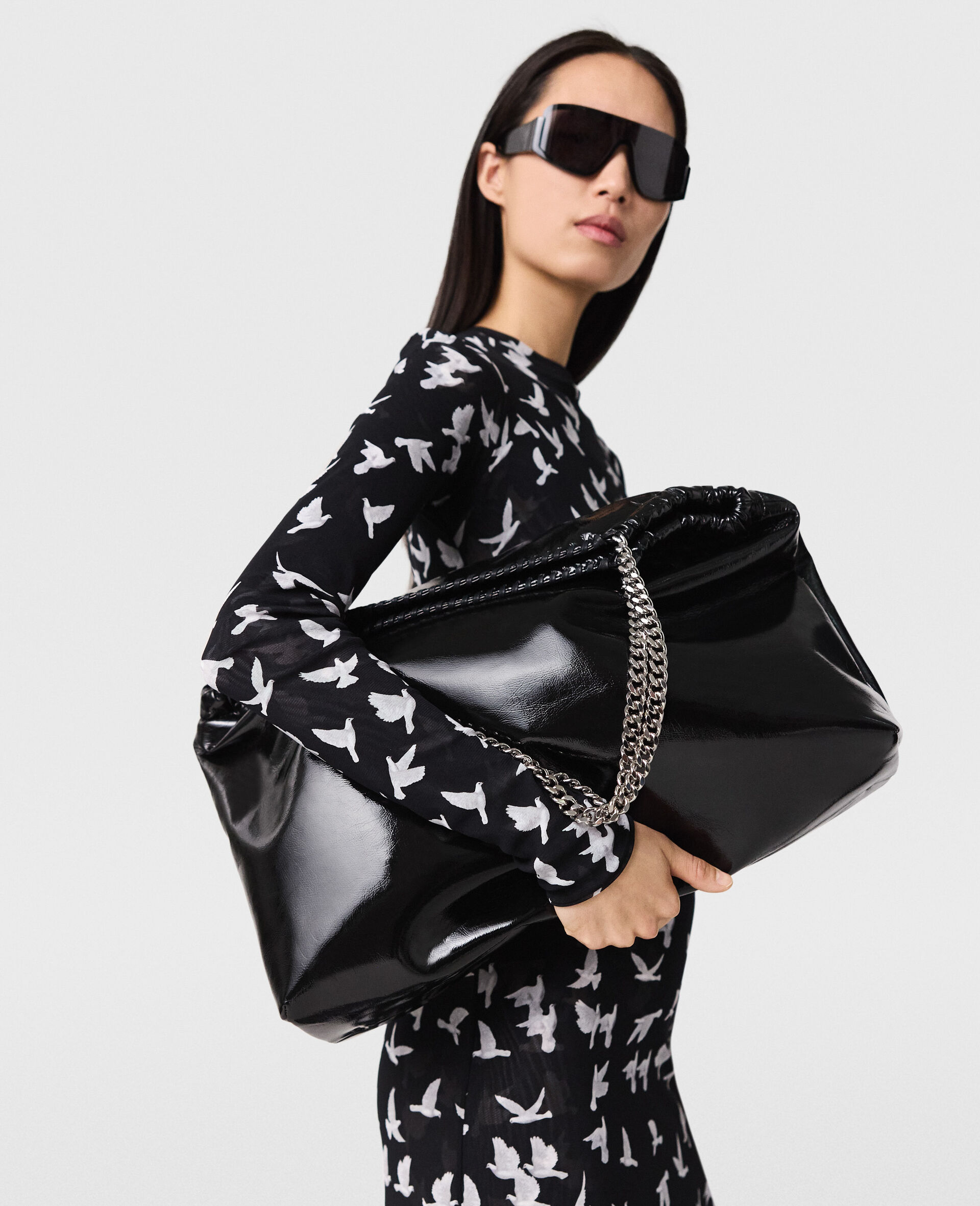 Falabella Drawstring Patent Tote Bag-Black-large image number 1