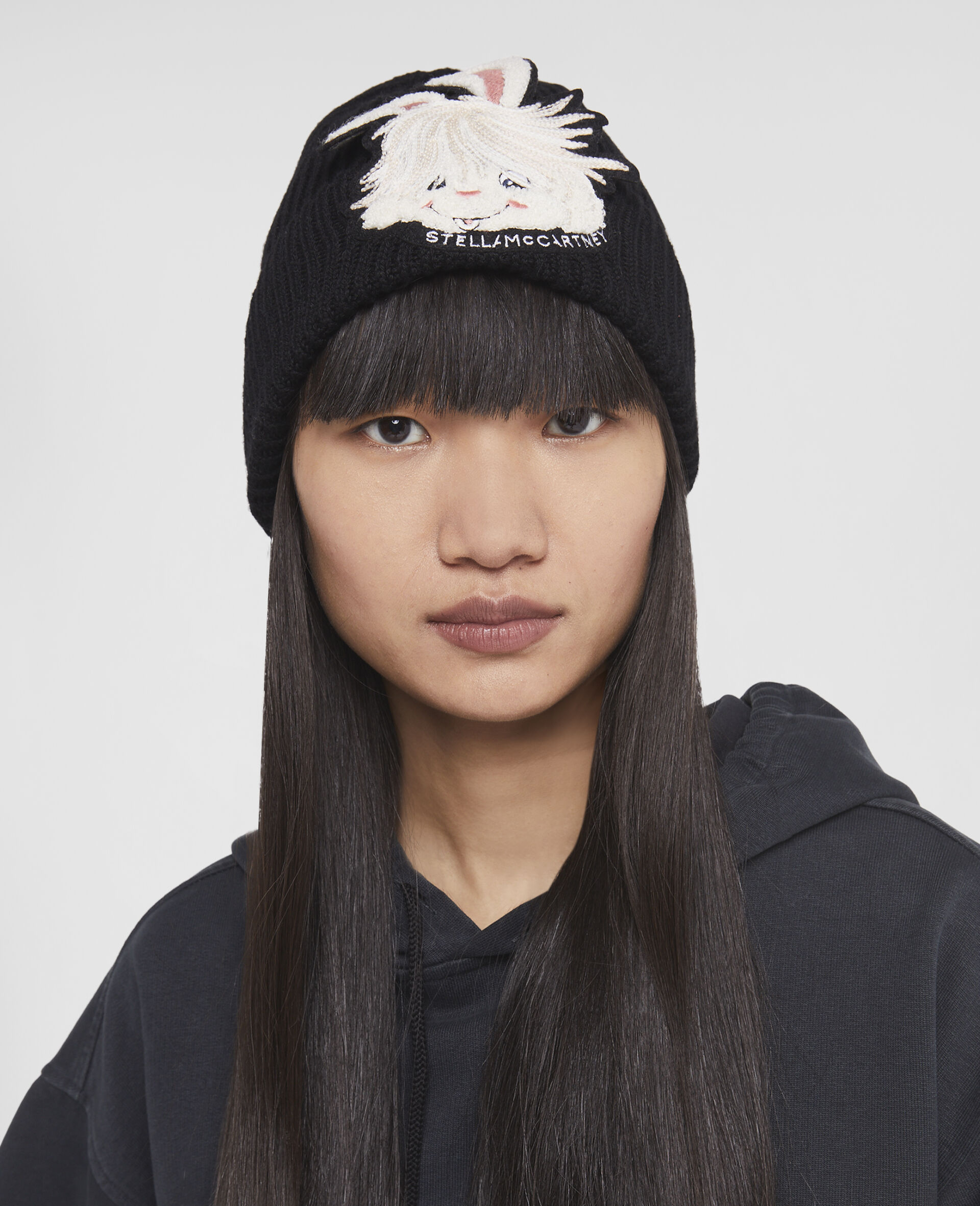 Lunar New Year Rabbit Motif Knitted Beanie Hat-Black-large image number 2